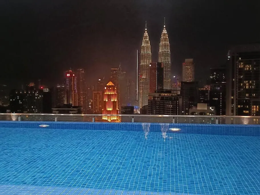 Lux 39A Balcony Klcc View 1 Bedroom Infinity Pool Kuala Lumpur 0*,  Malaysia